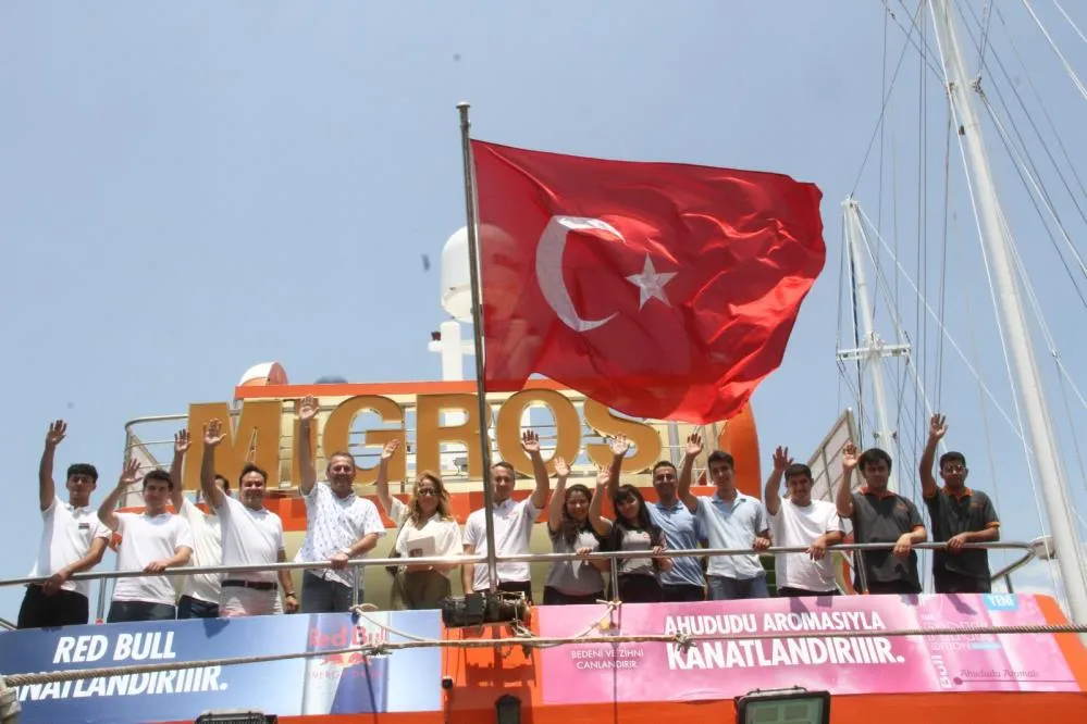MIGROS DENİZ MARKET, GÖCEK KOYLARINDA 10. YAZ SEZONUNA BAŞLADI